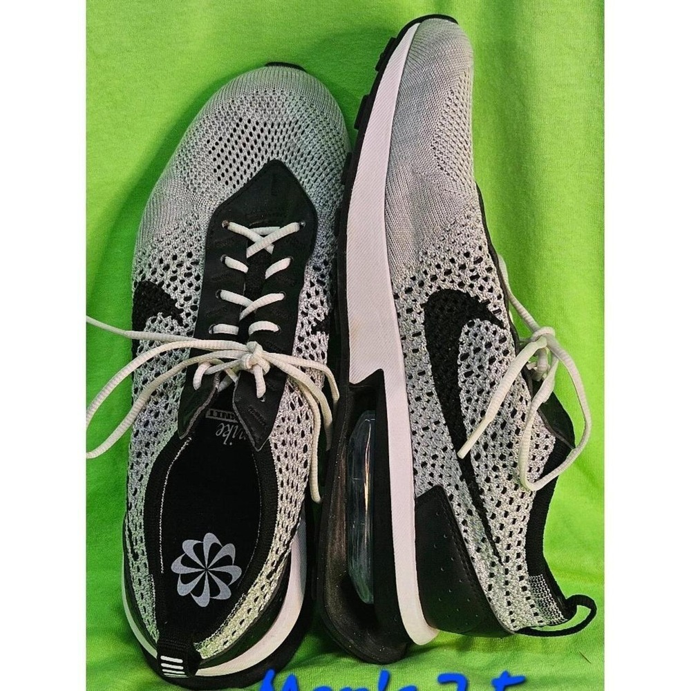 Men's Running Shoes